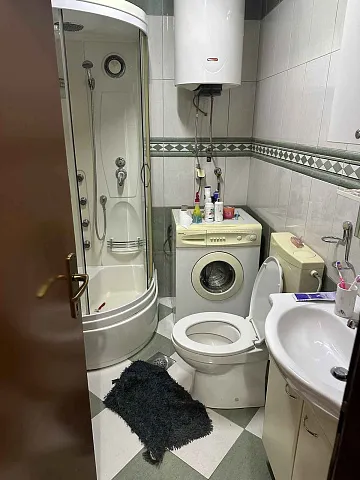 Two-Bedroom Apartment in a Prime Location in Cetinje — photo 12